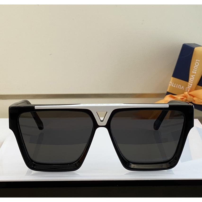 Louis Vuitton 1.1 Evidence Sunglasses     Z1682W - DesignerGu