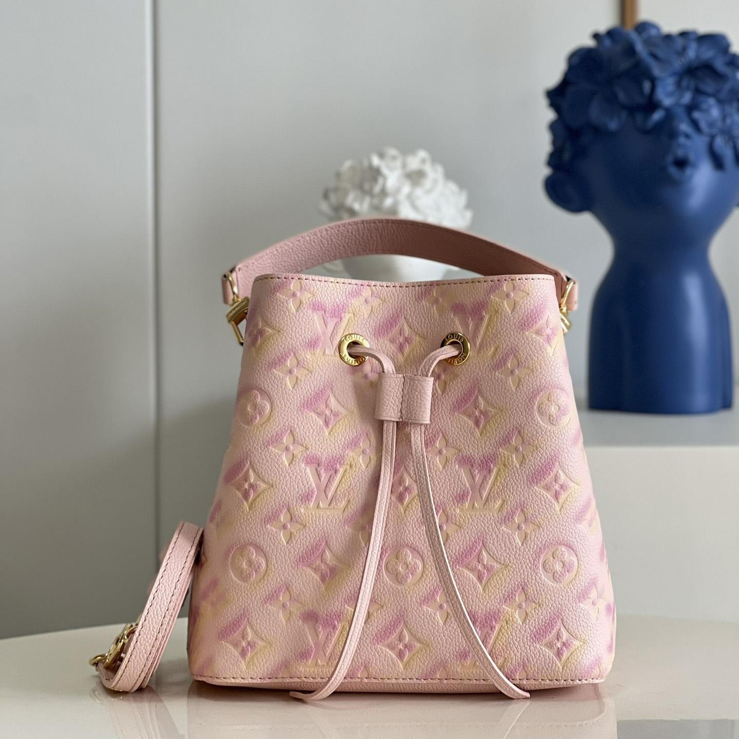 Louis Vuitton Néonoé BB Bucket Bag (20 x 20 x 13 cm)   M46174 - DesignerGu