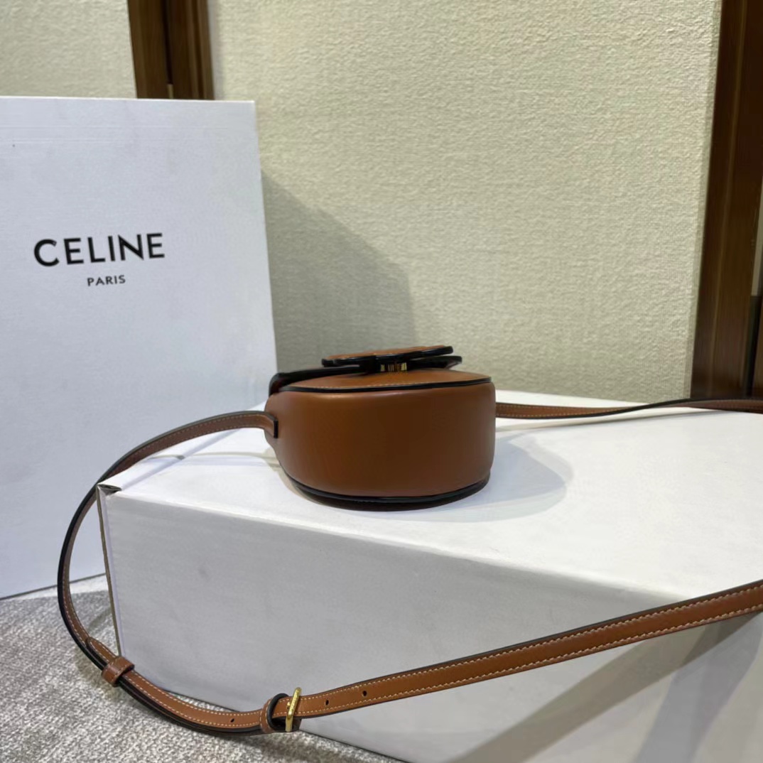 Celine Mini Besace Cuir Triomphe In Smooth Calfskin(11-10-5cm) - DesignerGu