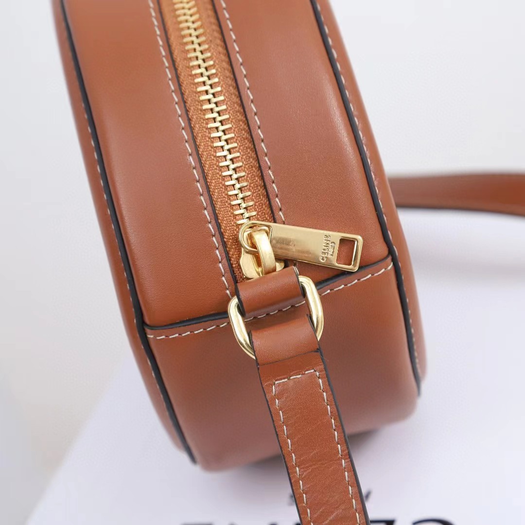 Celine Oval Bag Cuir Triomphe In Smooth Calfskin Tan - DesignerGu