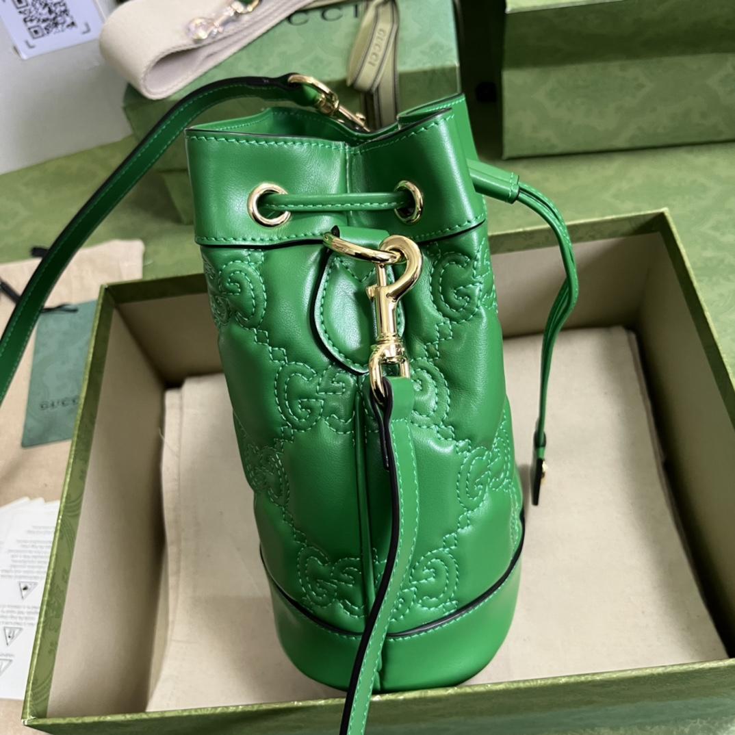 Gucci GG Matelassé Bucket Bag (17*20*10cm) - DesignerGu