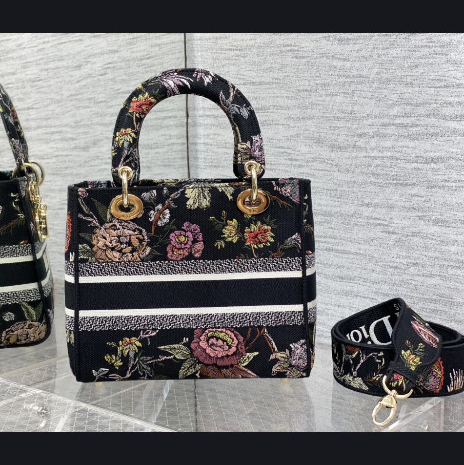 Dior Medium Lady D-lite Bag - DesignerGu