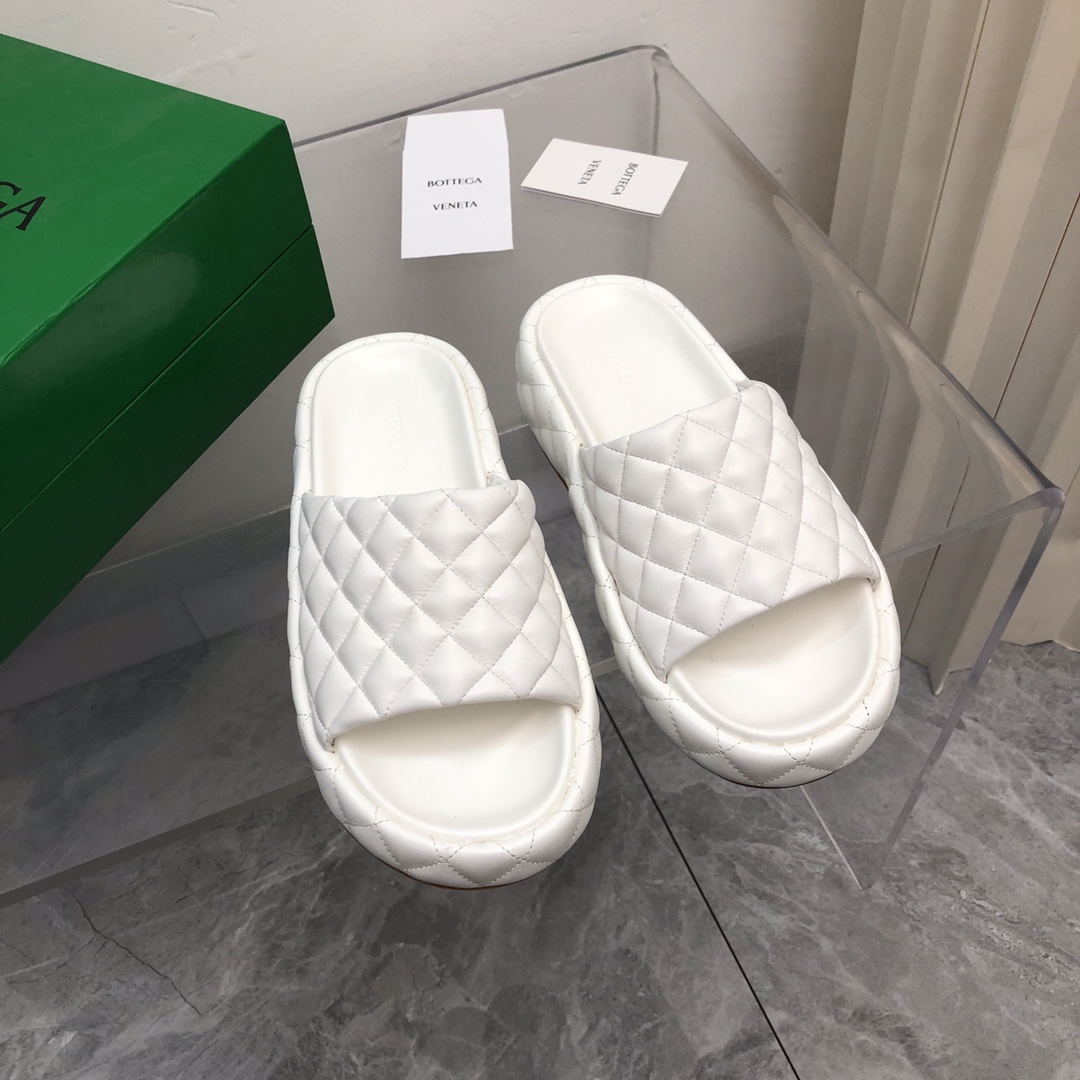 Bottega Veneta Padded  - DesignerGu