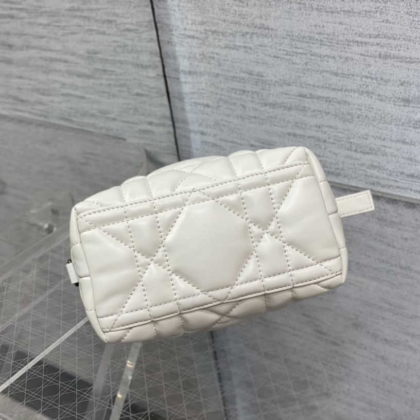 Dior Small Diortravel Nomad Pouch - DesignerGu