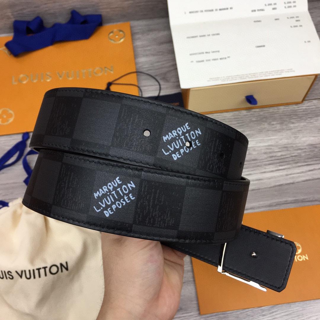 Louis Vuitton Reversible Belt  40mm - DesignerGu