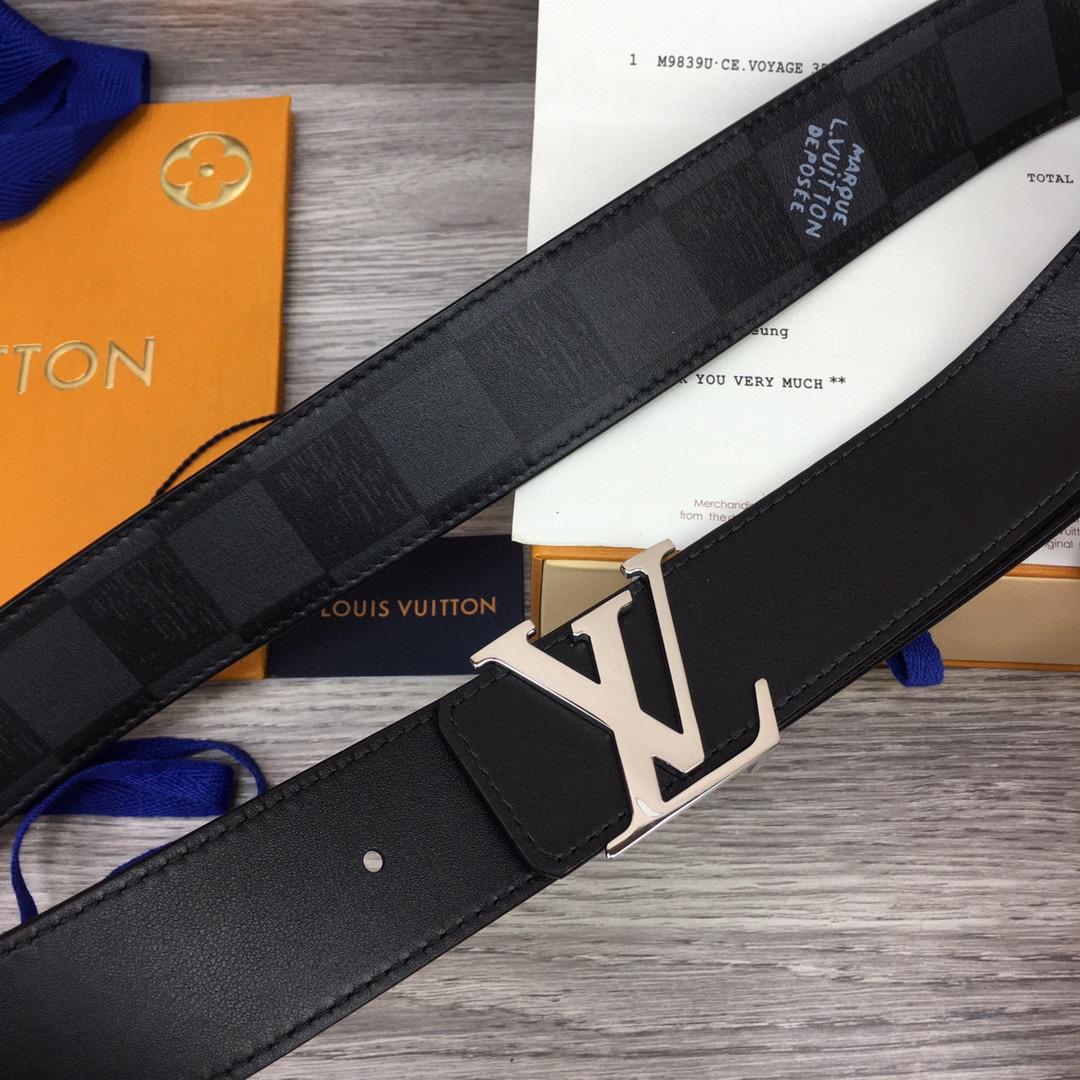 Louis Vuitton Reversible Belt  40mm - DesignerGu