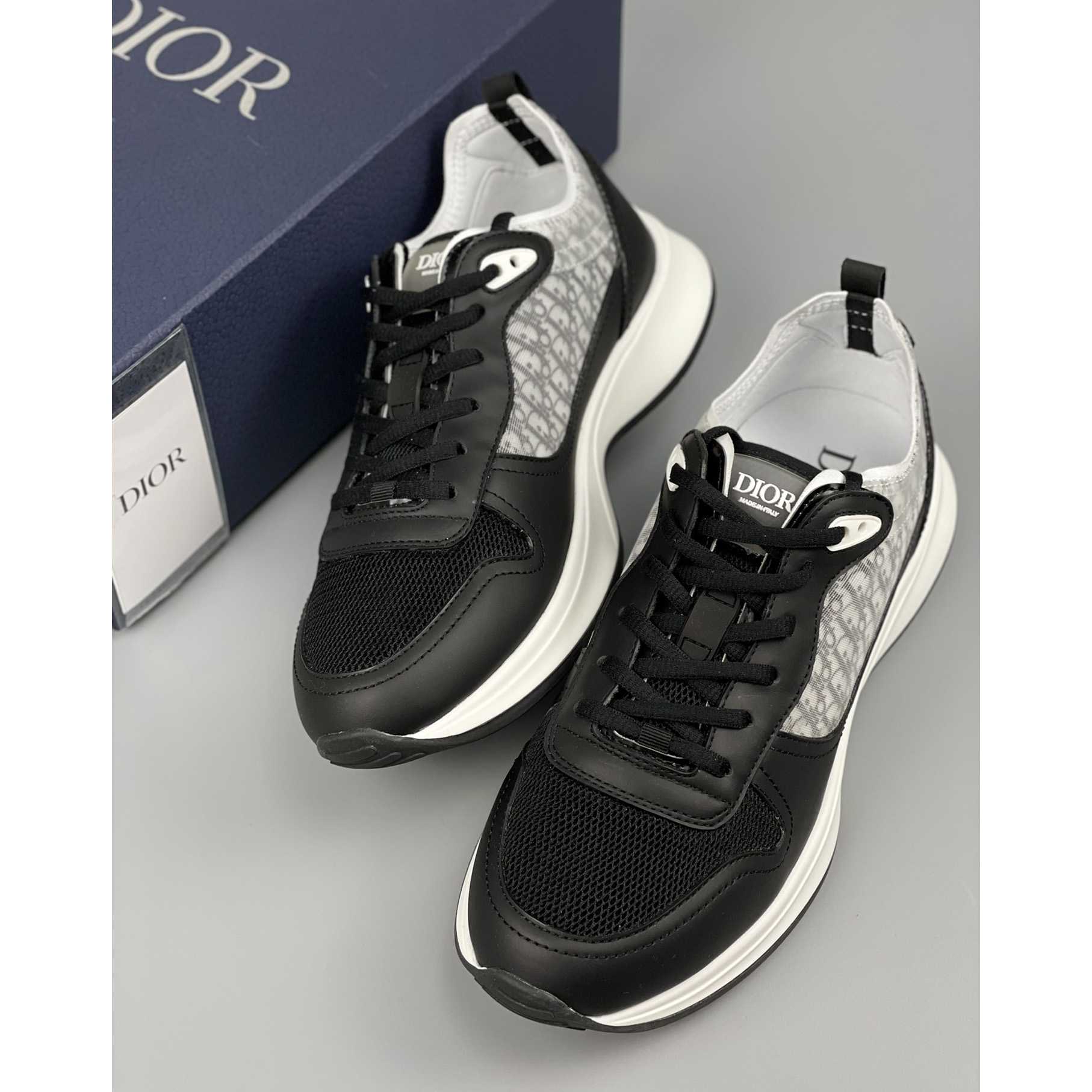 Dior B25 Runner Sneaker - DesignerGu