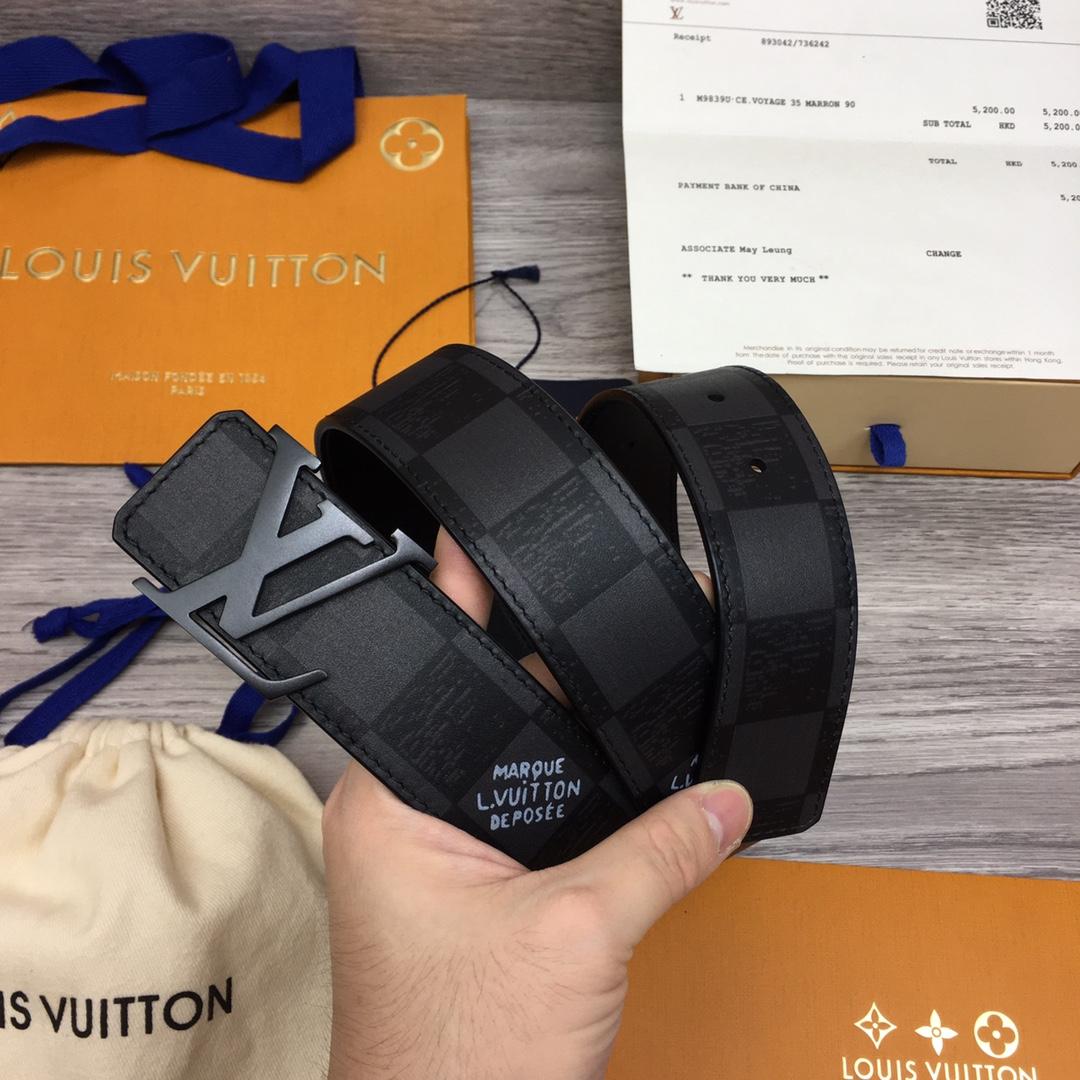 Louis Vuitton Reversible Belt  40mm - DesignerGu