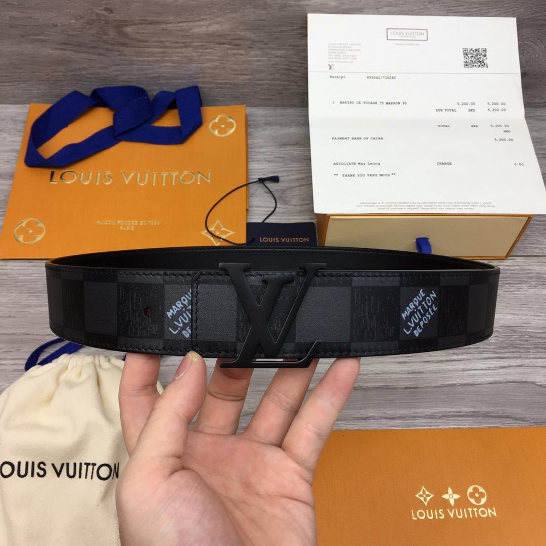 Louis Vuitton Reversible Belt  40mm - DesignerGu