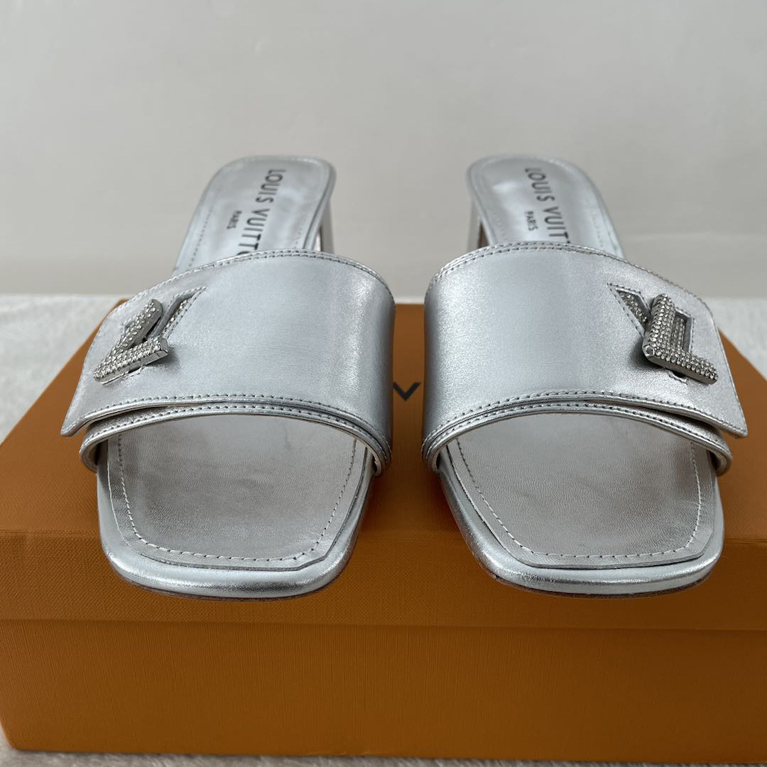 Louis Vuitton Shake Mule     1AB2PD - DesignerGu