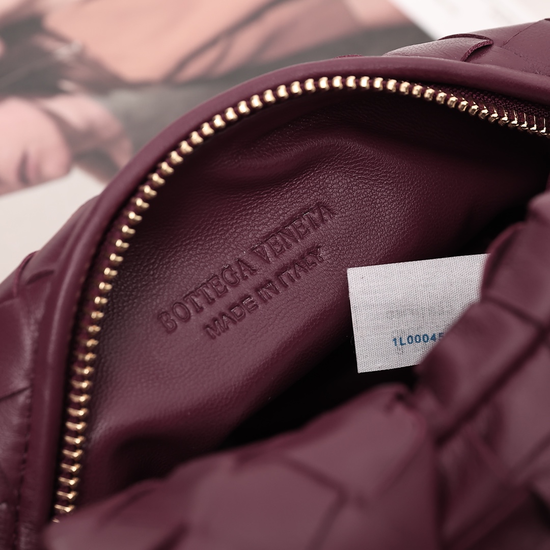 Bottega Veneta Teen Jodie - DesignerGu