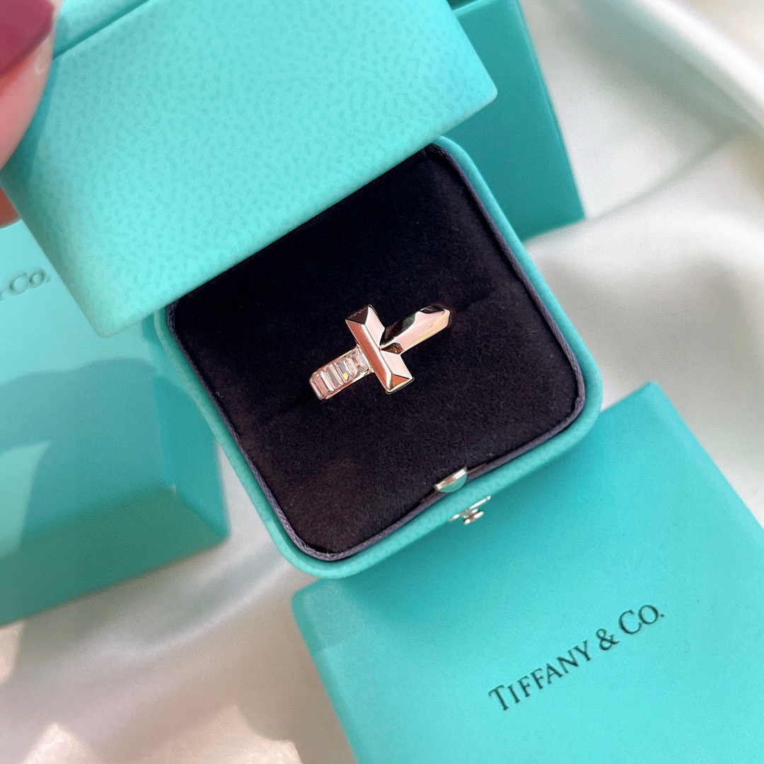 Tiffany&CO T1 Ring - DesignerGu