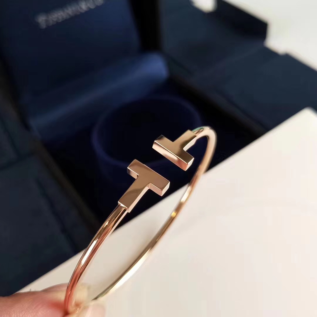 Tiffany&CO T Bar Open Bangle 18K Gold Plated Gold Cuff Bracelet - DesignerGu