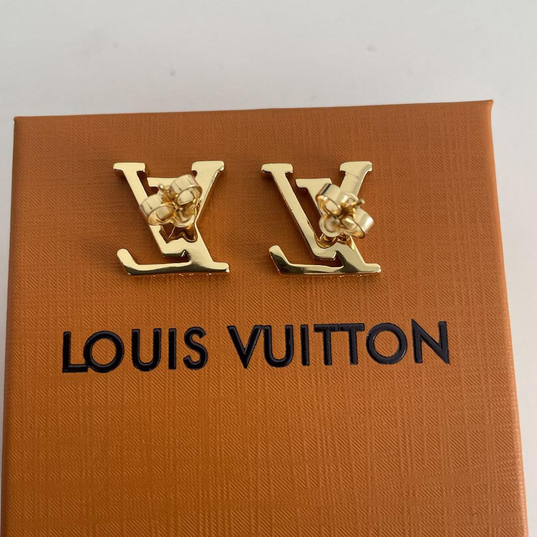 Louis Vuitton Earrings - DesignerGu