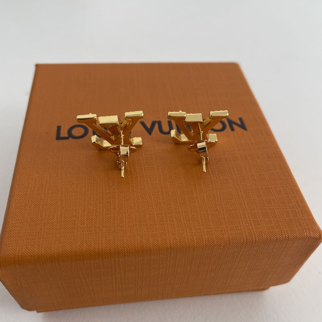 Louis Vuitton Earrings - DesignerGu