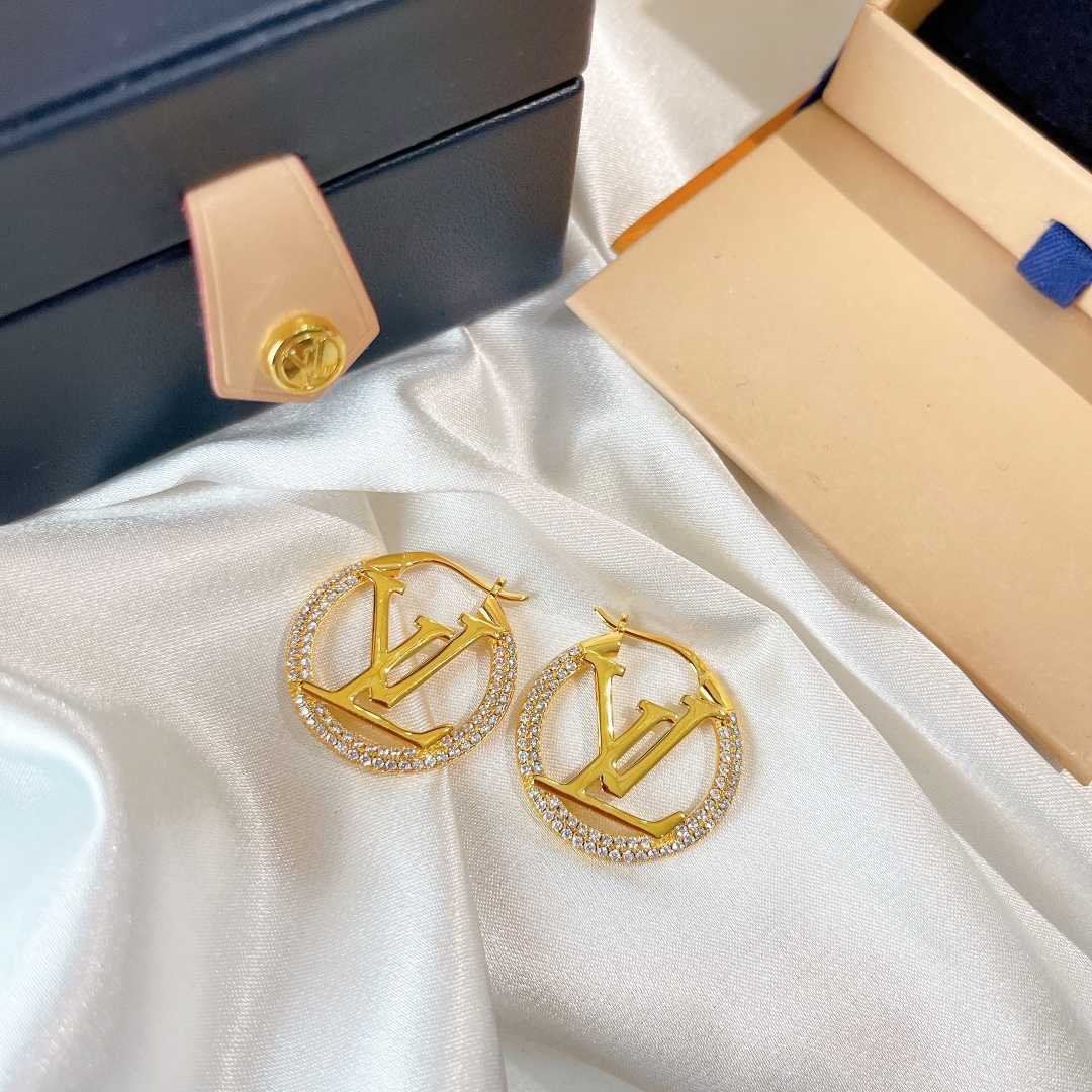 Louis Vuitton Earrings - DesignerGu