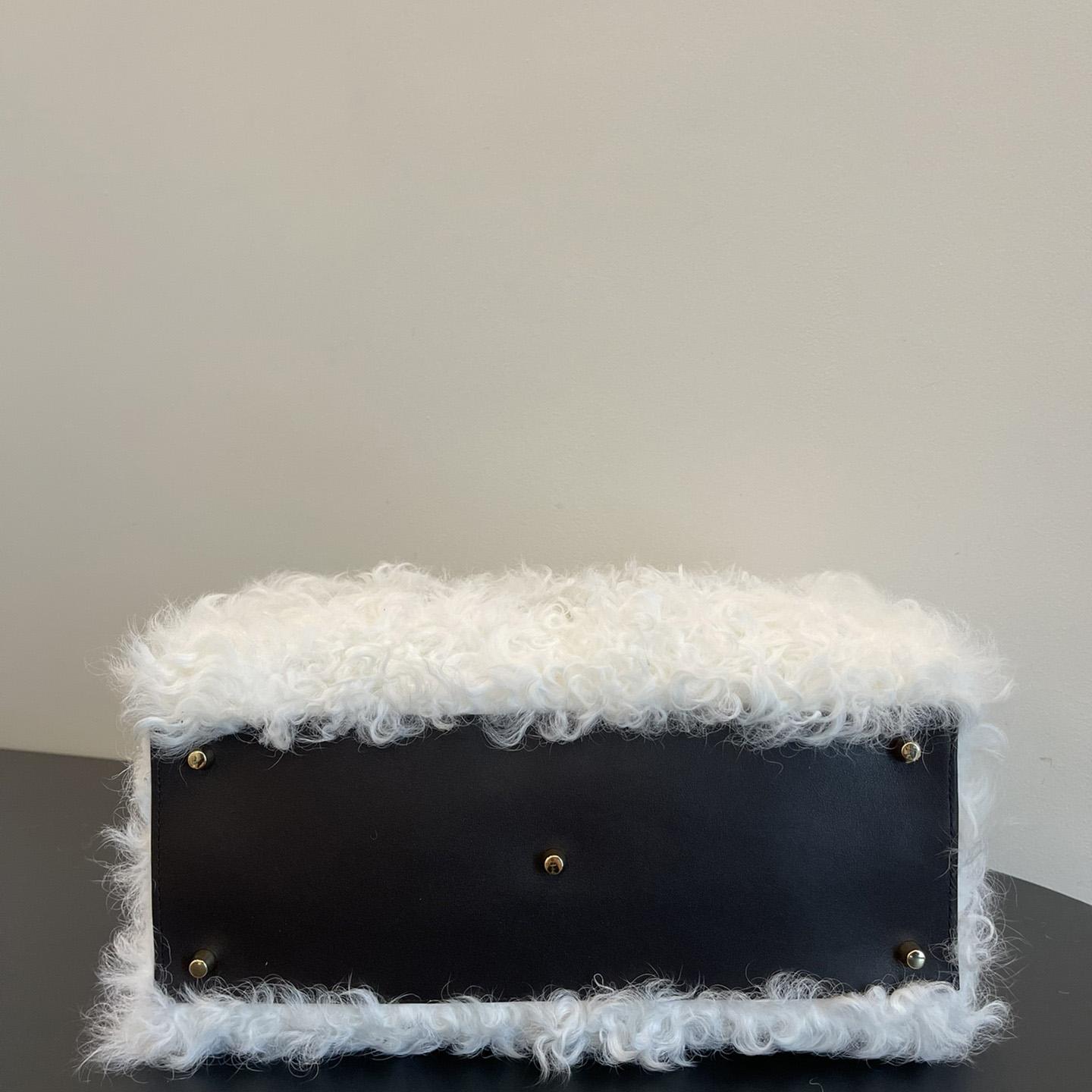 Fendi Sunshine White Mohair Shopper (35-17-31cmcm)   - DesignerGu