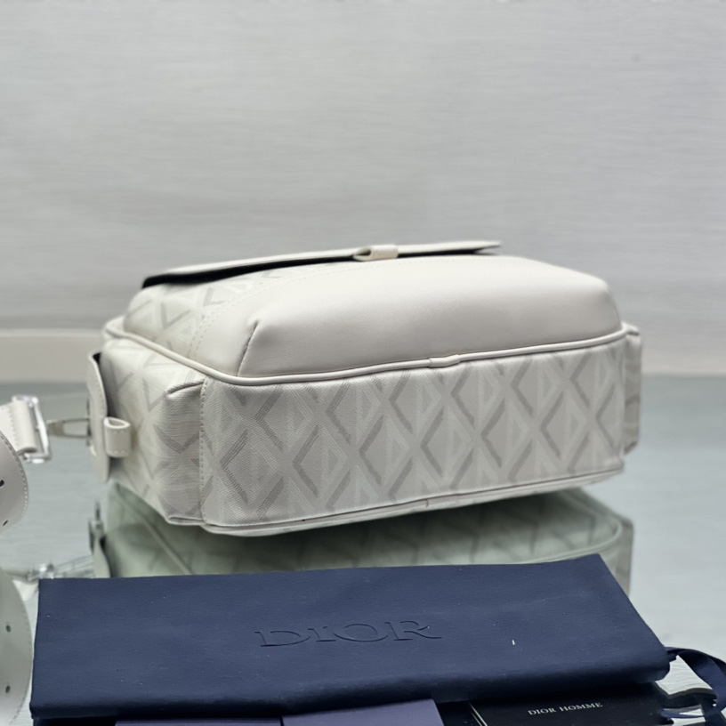 Dior Hit The Road Messenger Bag (26 x 21 x 8 cm) - DesignerGu