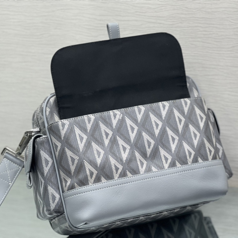 Dior Hit The Road Messenger Bag (26 x 21 x 8 cm) - DesignerGu