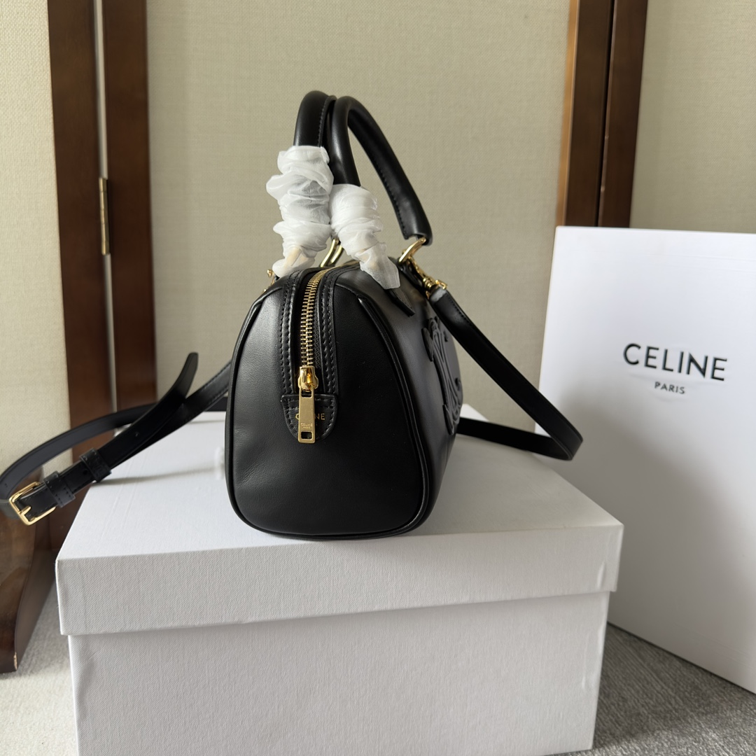 Celine Small Boston Cuir Triomphe In Smooth Calfskin Black - DesignerGu