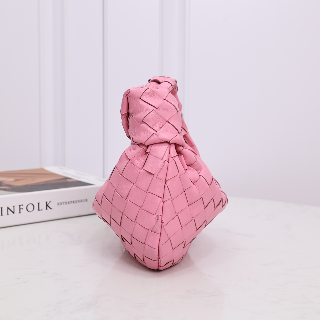 Bottega Veneta Mini Jodie - DesignerGu