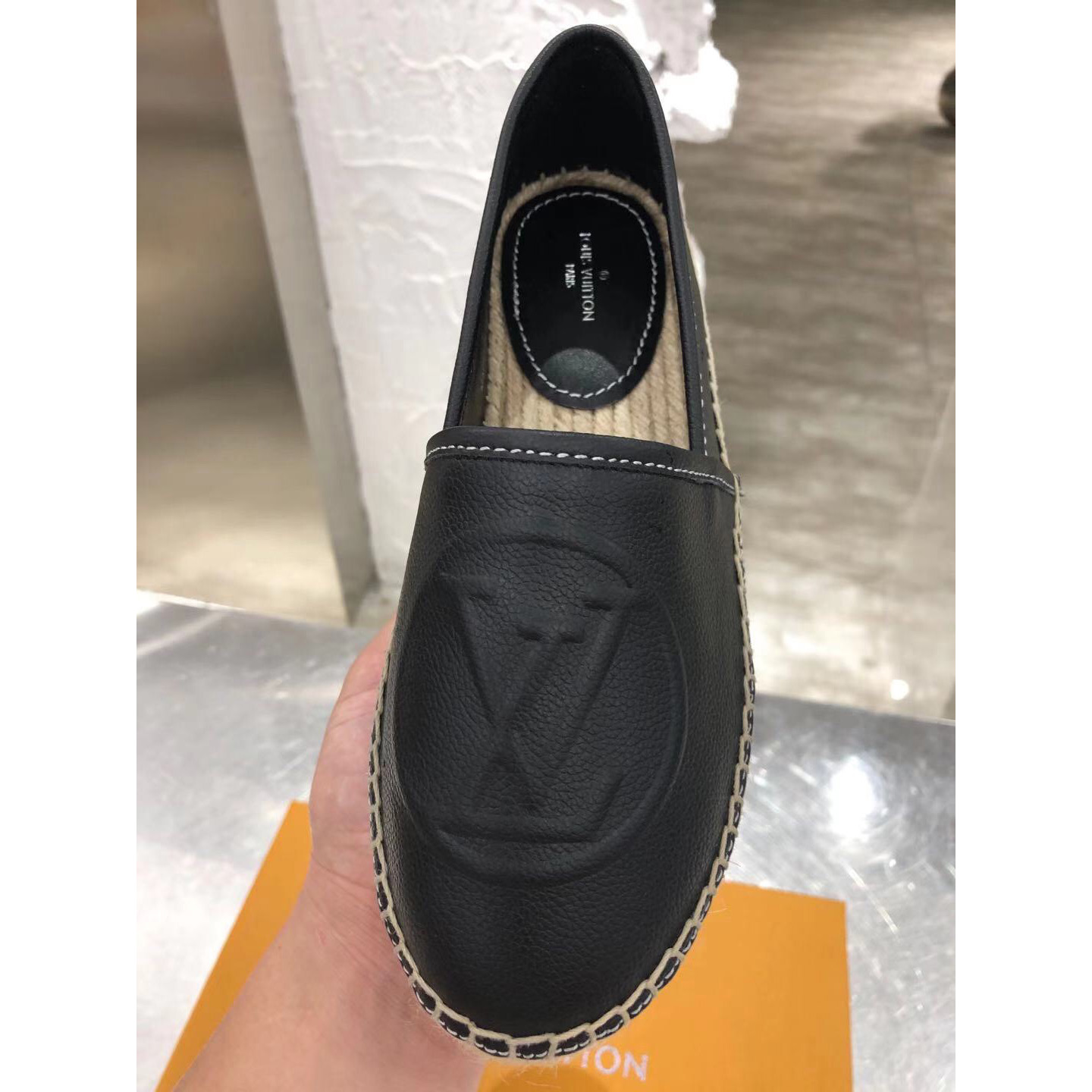 Louis Vuitton Starboard Flat Espadrille      1A86QR - DesignerGu