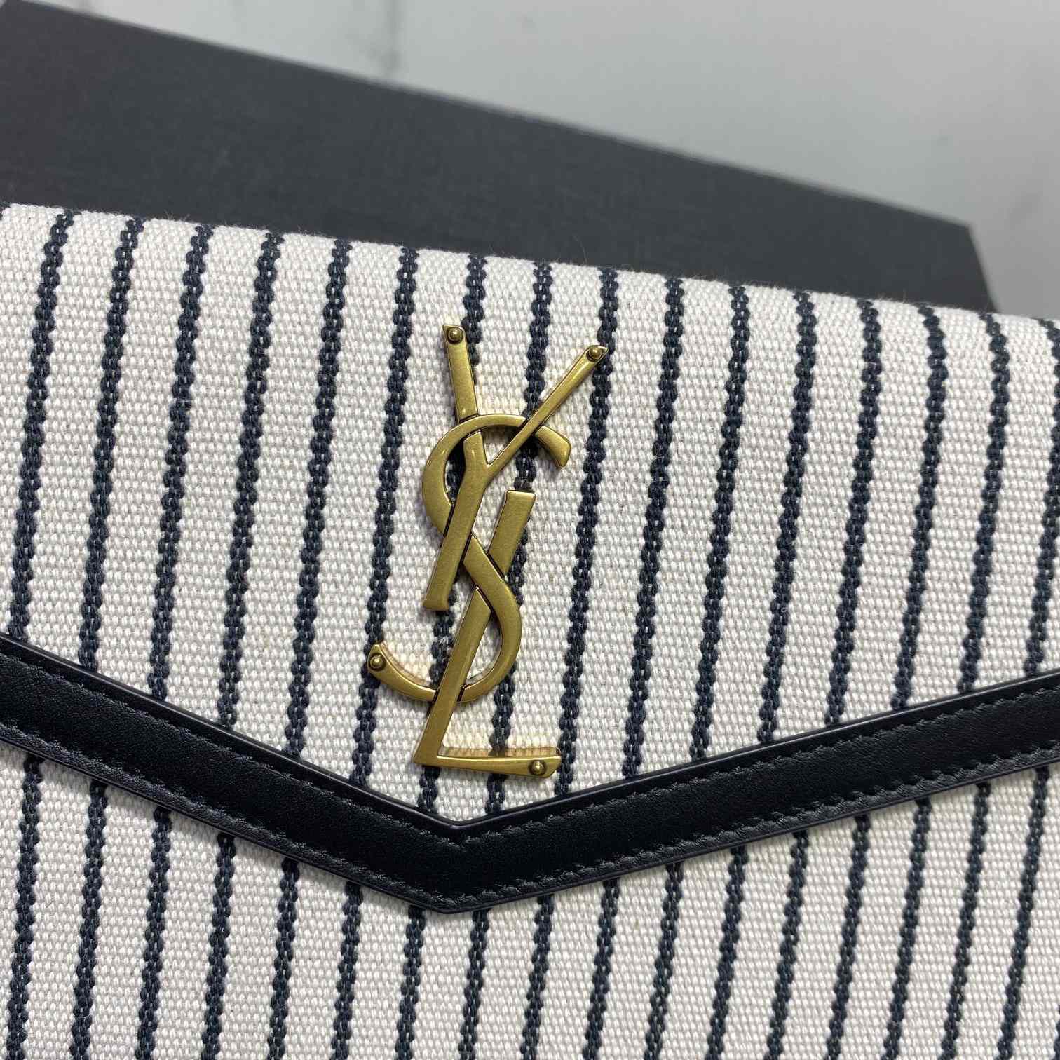 Saint Laurent Uptown Striped Envelope Clutch Bag(27x16x2cm) - DesignerGu