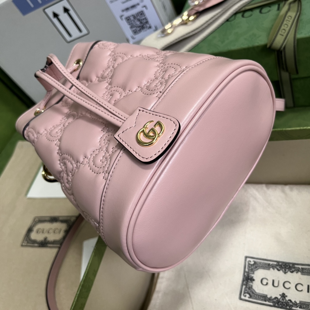 Gucci GG Matelassé Bucket Bag (17*20*10cm) - DesignerGu