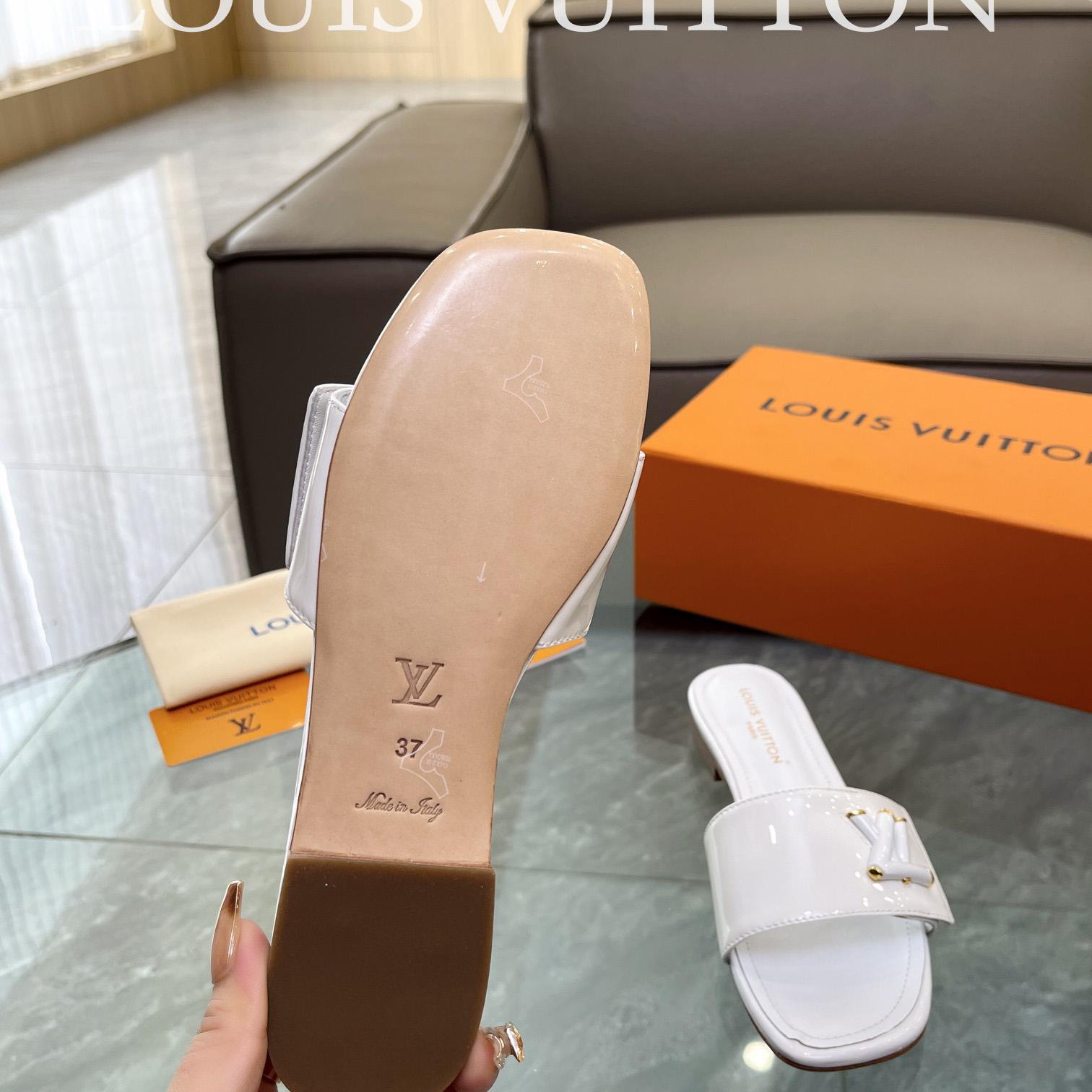 Louis Vuitton Shake Flat Mule       - DesignerGu