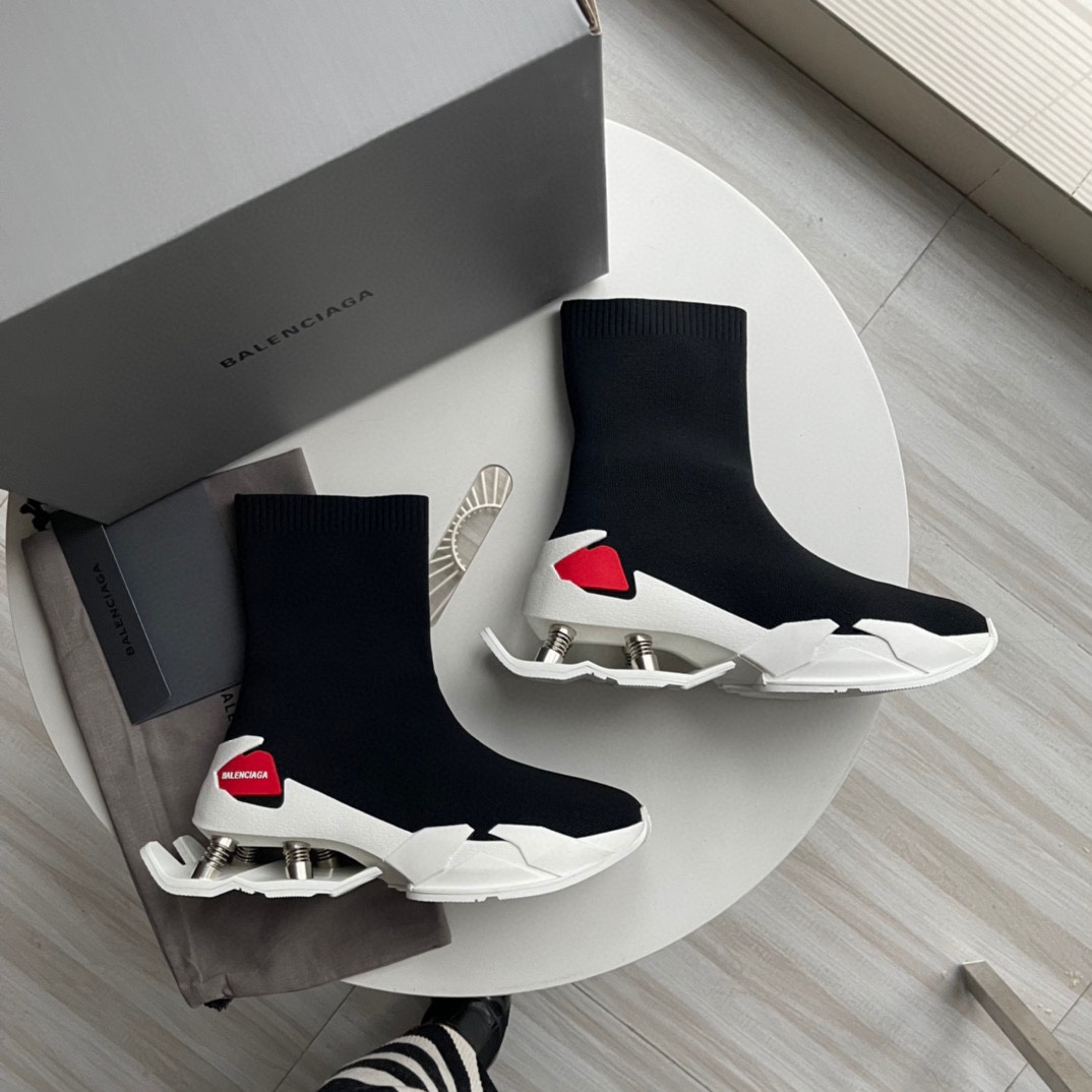 Balenciaga Speed Sneaker In Black - DesignerGu