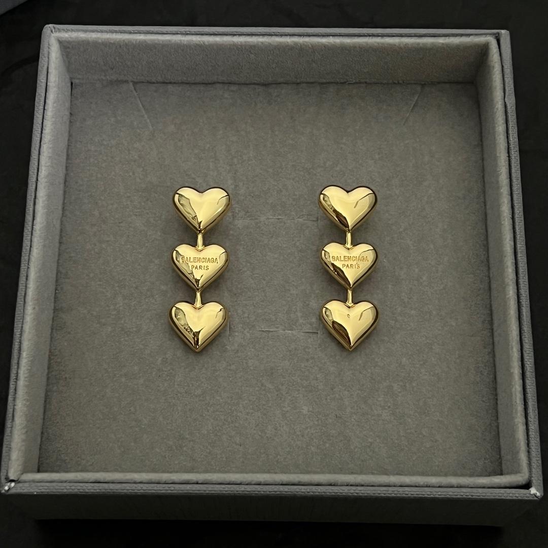 Balenciaga Women's Heart Earrings In Gold - DesignerGu