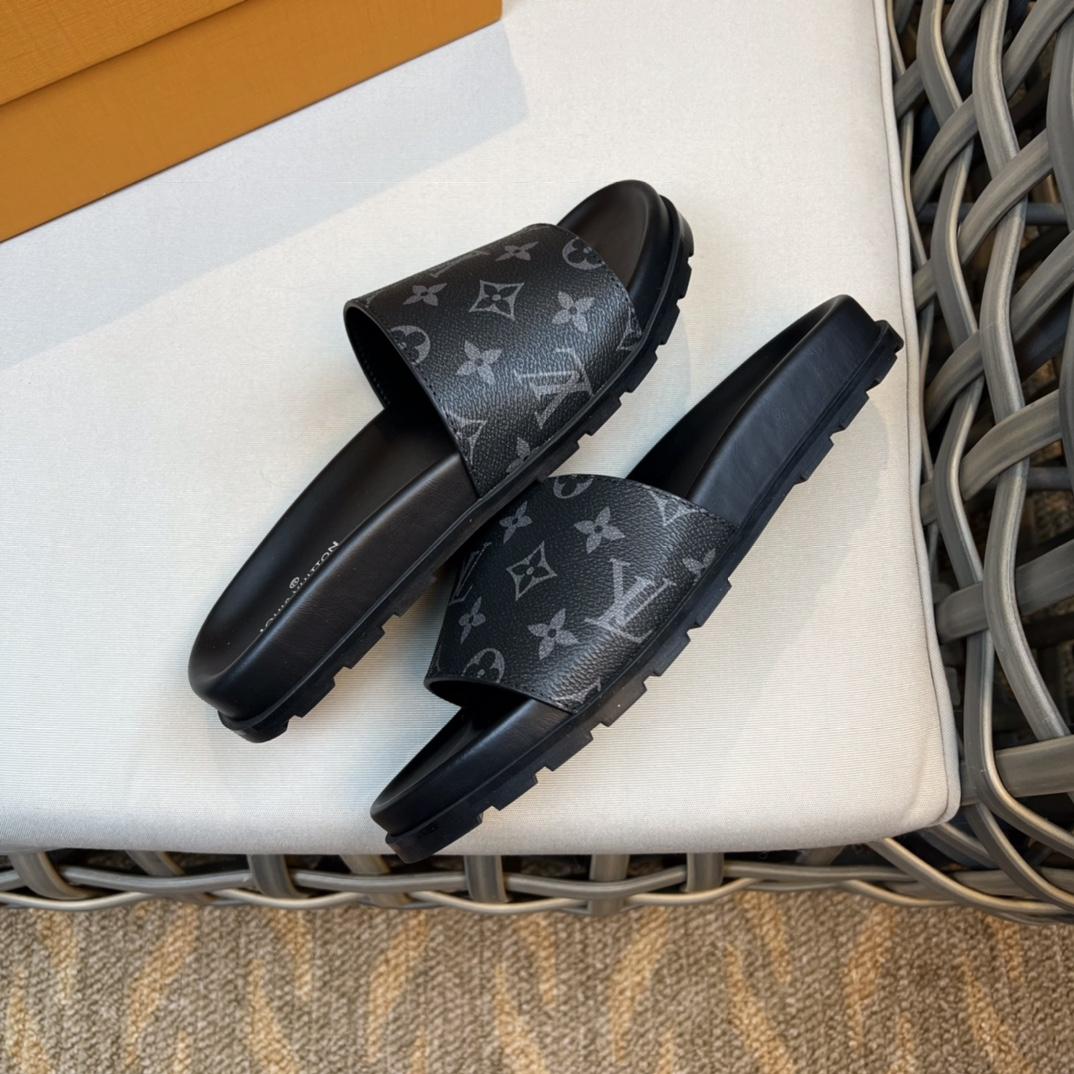 Louis Vuitton Monogram Sandals - DesignerGu