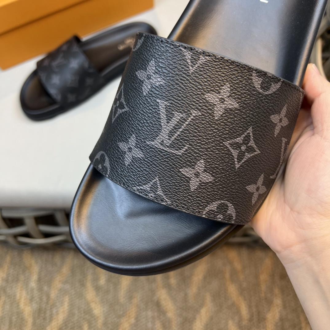 Louis Vuitton Monogram Sandals - DesignerGu