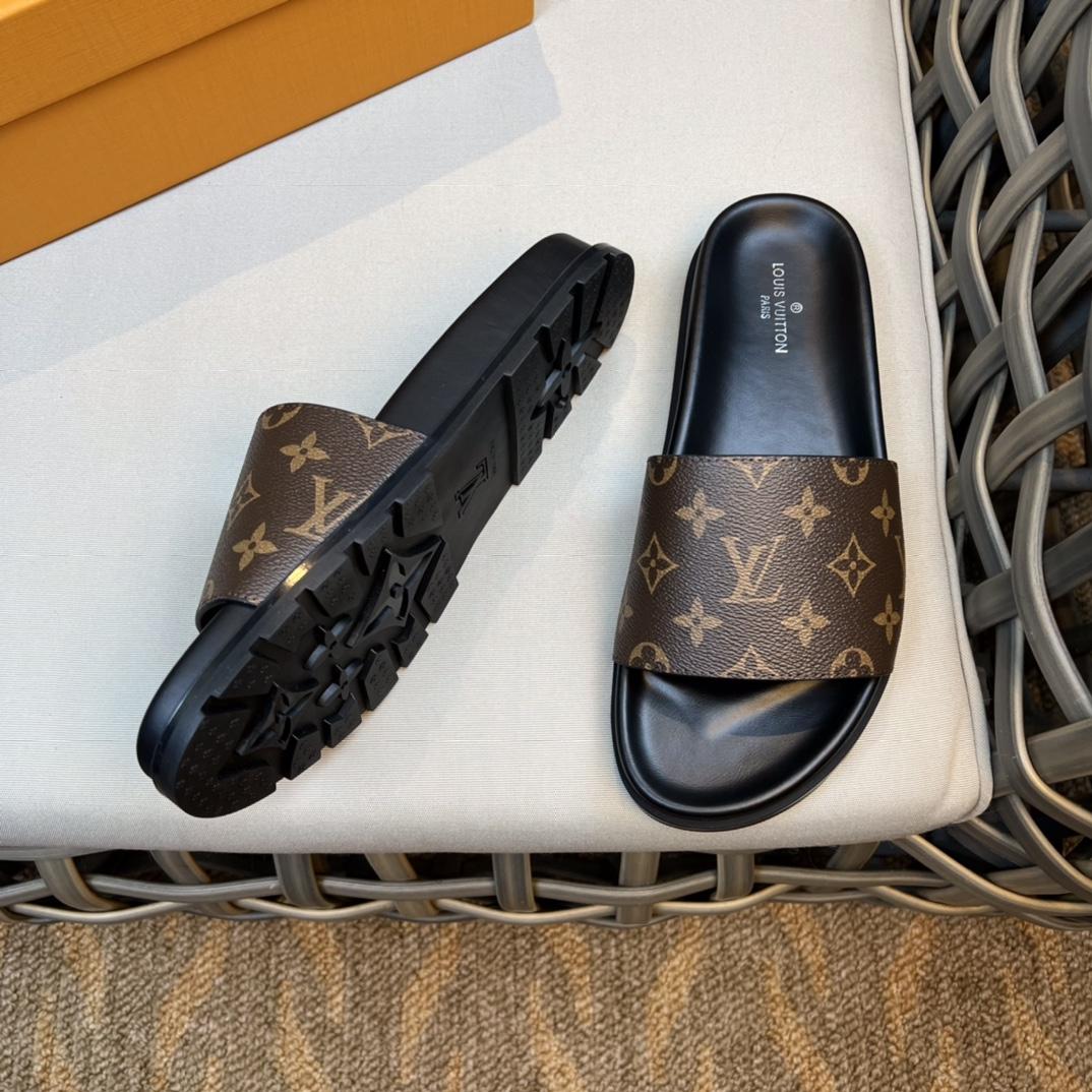 Louis Vuitton Monogram Sandals - DesignerGu