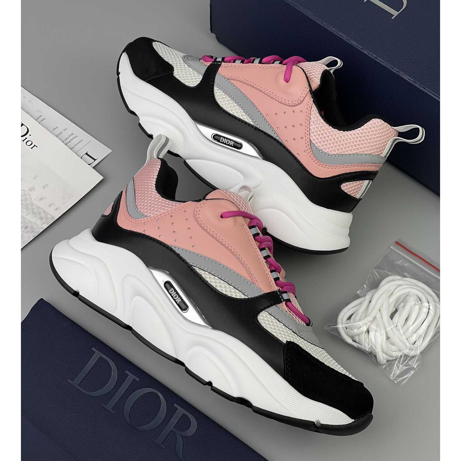 Dior B22 Sneaker  - DesignerGu