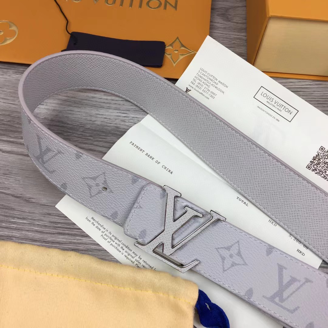 Louis Vuitton LV Initiales 40MM Reversible Belt     M0158V - DesignerGu