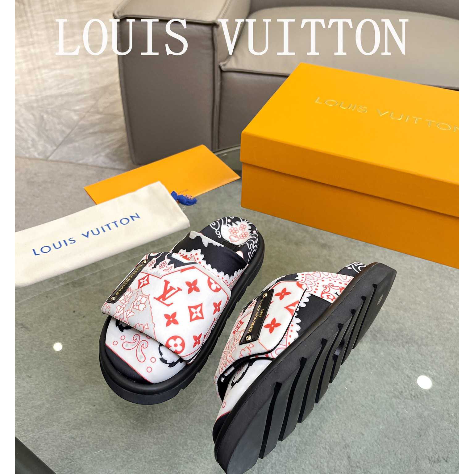 Louis Vuitton Slipper Pillow Flat Comfort Mule       - DesignerGu