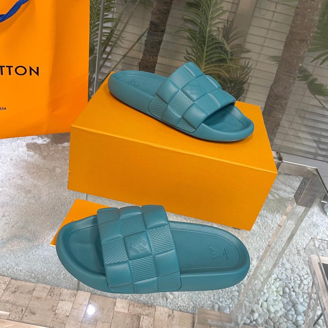 Louis Vuitton Waterfront Mules   1AAR9D - DesignerGu