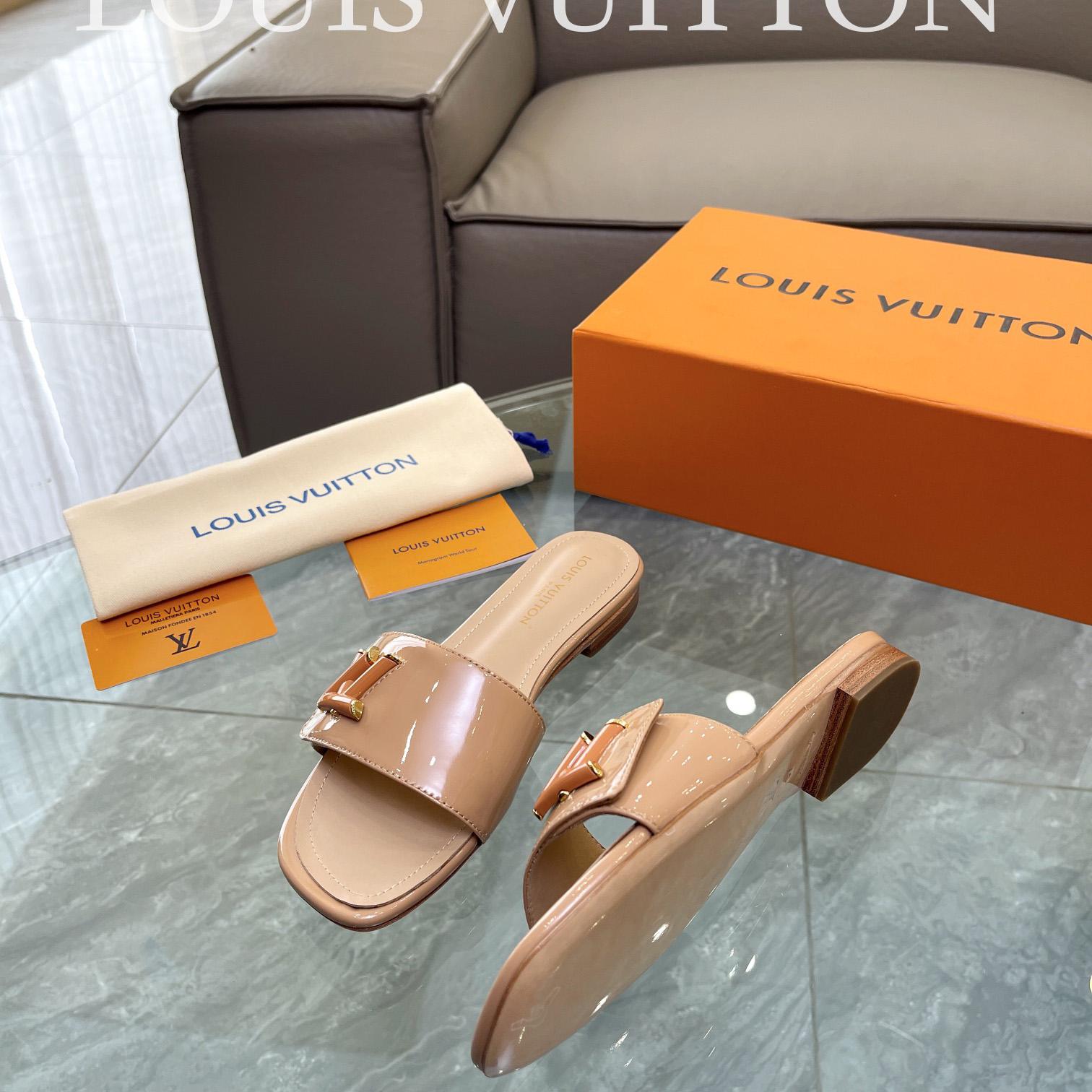 Louis Vuitton Shake Flat Mule       - DesignerGu