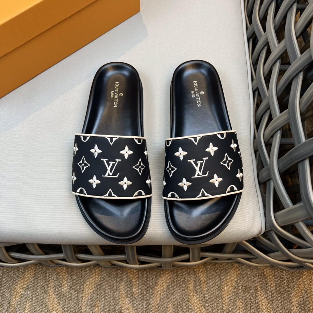 Louis Vuitton Monogram Sandals - DesignerGu