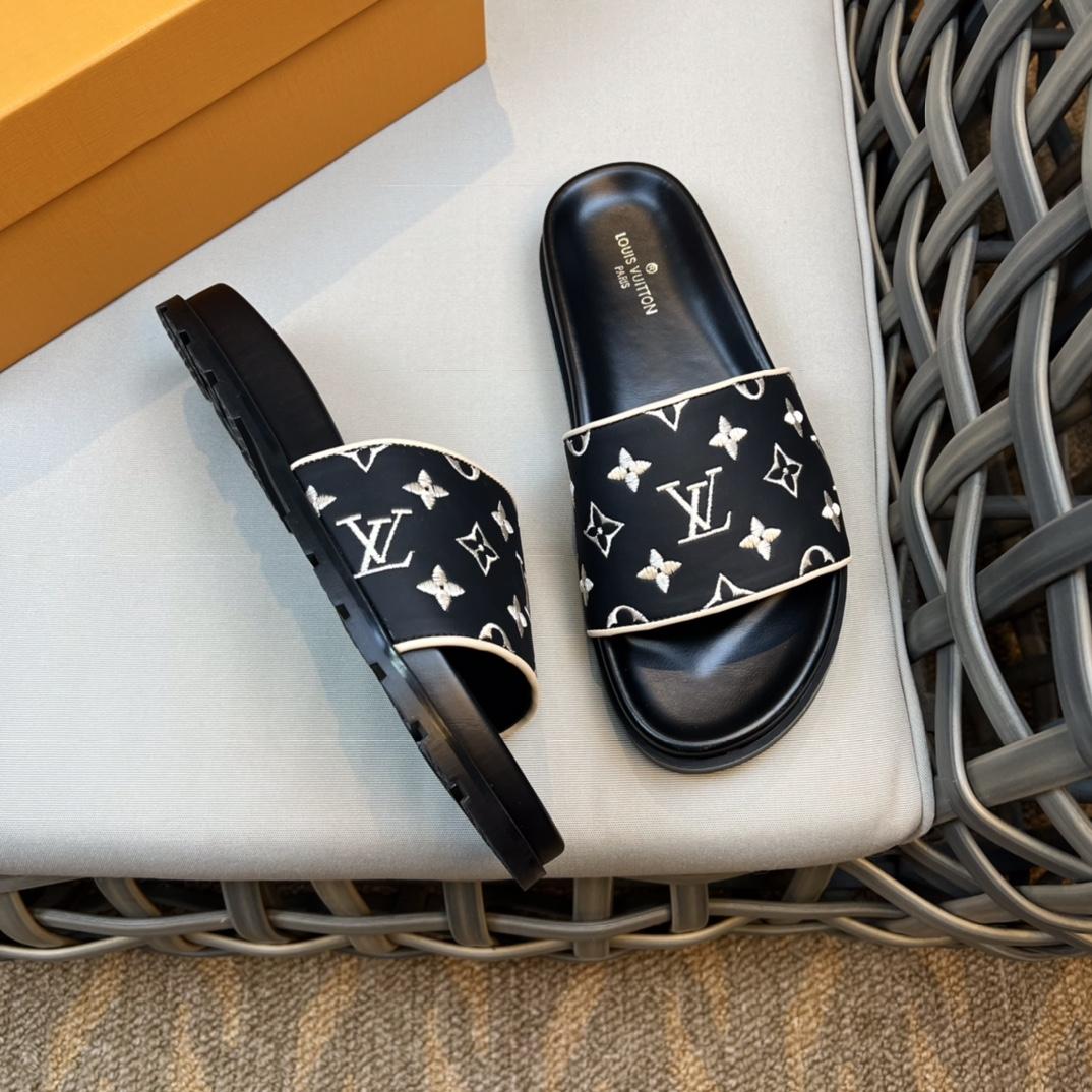 Louis Vuitton Monogram Sandals - DesignerGu