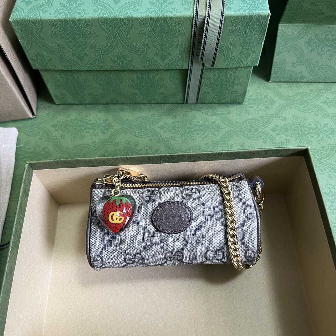 Gucci Coin Purse With Double G Strawberry  - DesignerGu