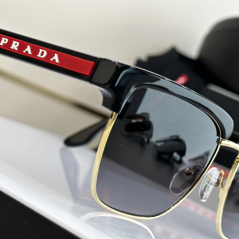 Prada Linea Rossa Sunglasses    SPR08X - DesignerGu