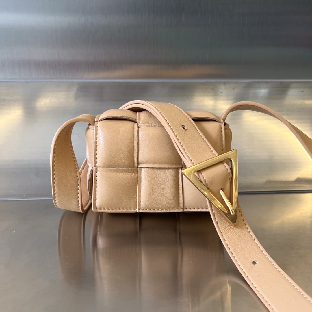 Bottega Veneta Candy Padded Cassette - DesignerGu