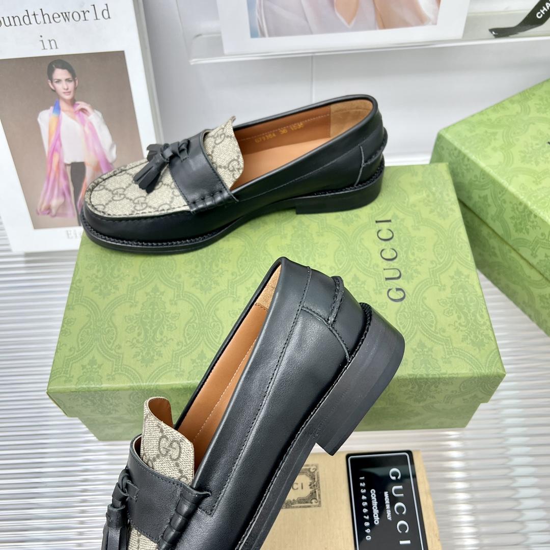 Gucci GG Loafer With Tassel - DesignerGu