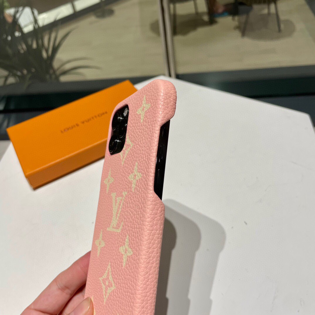 Louis Vuitton Monogram Phone Case  - DesignerGu