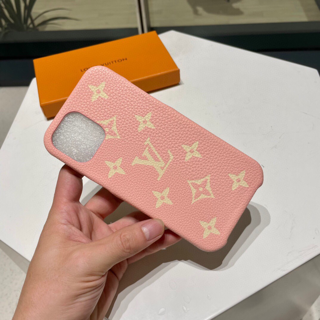 Louis Vuitton Monogram Phone Case  - DesignerGu