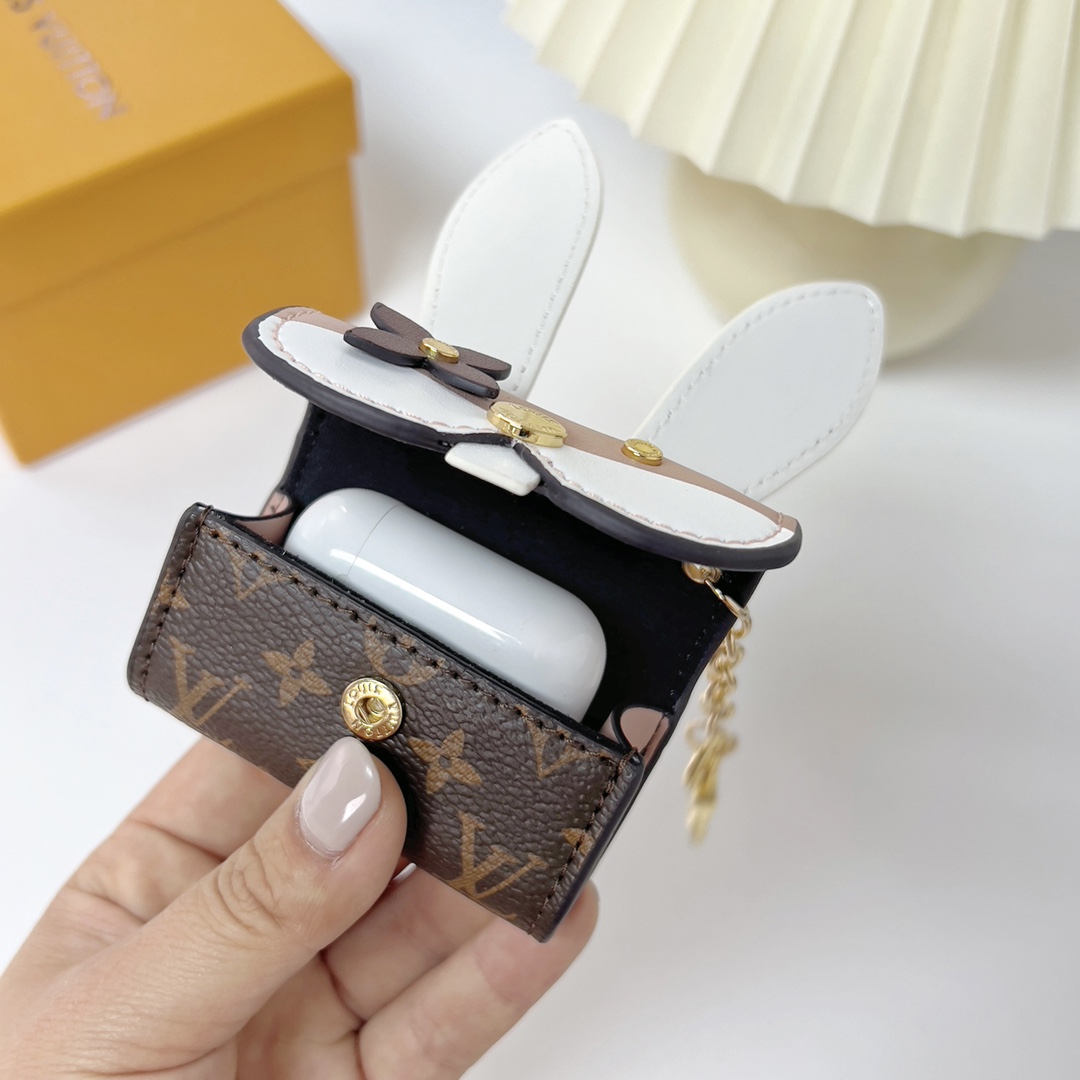 Louis Vuitton Rabbit Earpods Case    GI0863 - DesignerGu
