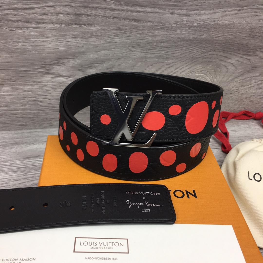 Louis Vuitton LV X YK LV Initiales 40MM Reversible Belt   M0673T - DesignerGu