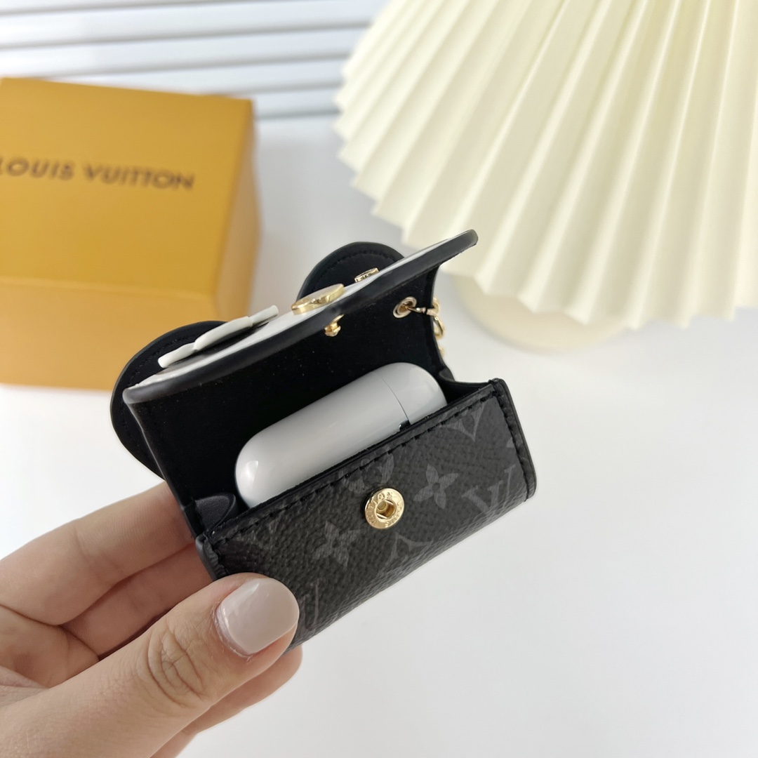 Louis Vuitton Panda Earpods Case    GI0861 - DesignerGu